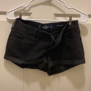 Black Hollister Low Rise Short Shorts